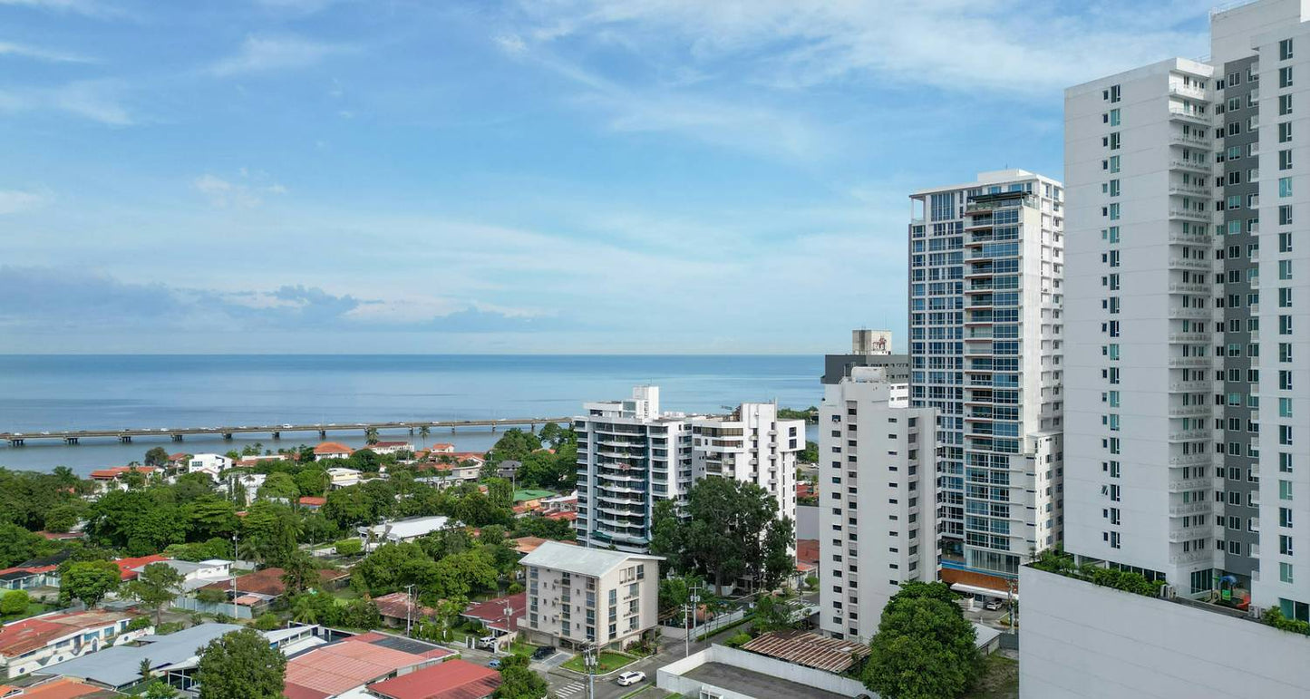 Panama City, Beaches & Mountains 8 Days Tour