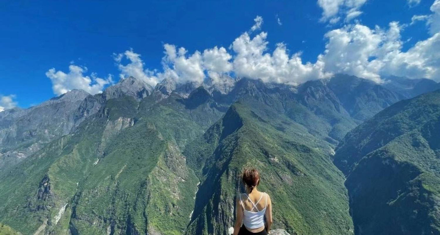 Explore Yunnan (Kunming, Dali, Lijiang, Tiger Leaping Gorge, Shangri-La)