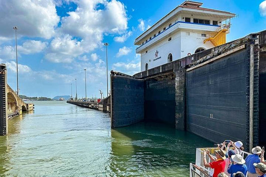 Customized Trip of Panama History & Island, Daily Start & Private Guide