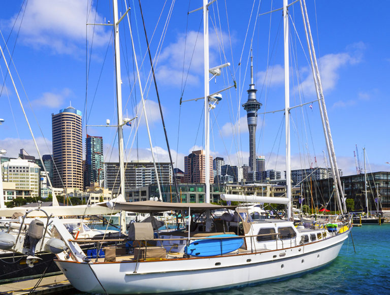 New Zealand: Walking and Wild Luxury