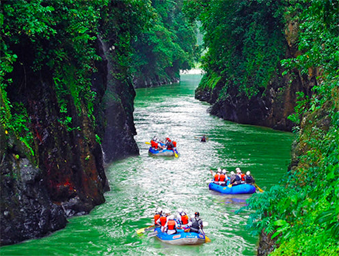 Costa Rica: Luxury Eco-Adventure