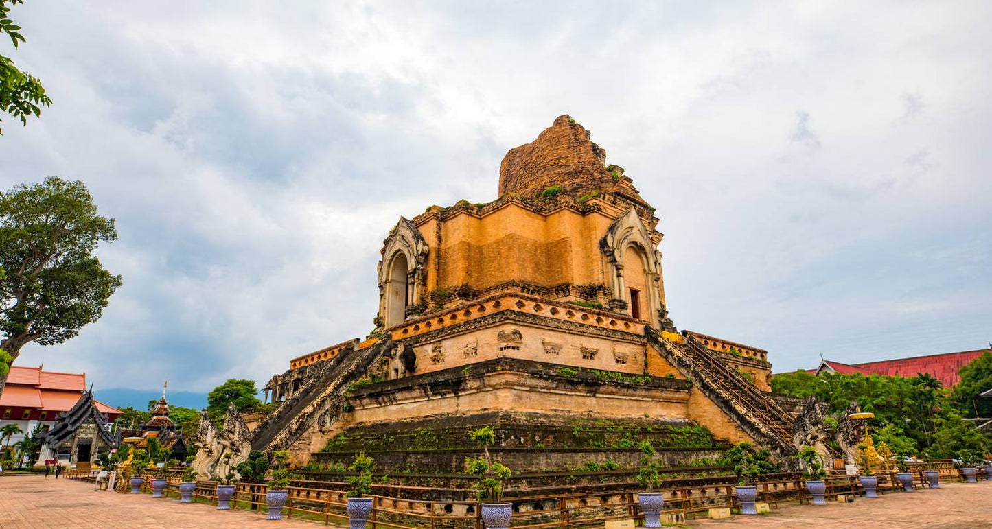 5 Days Exploring Thailand's Floating Markets And Temples