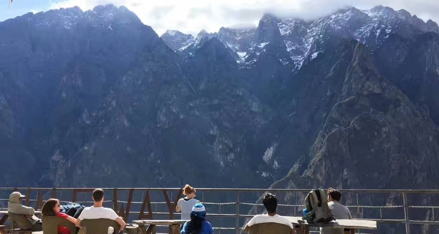 Explore Yunnan (Kunming, Dali, Lijiang, Tiger Leaping Gorge, Shangri-La)