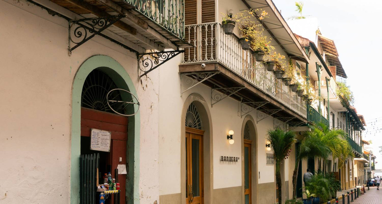 Panama City, Beaches & Mountains 8 Days Tour