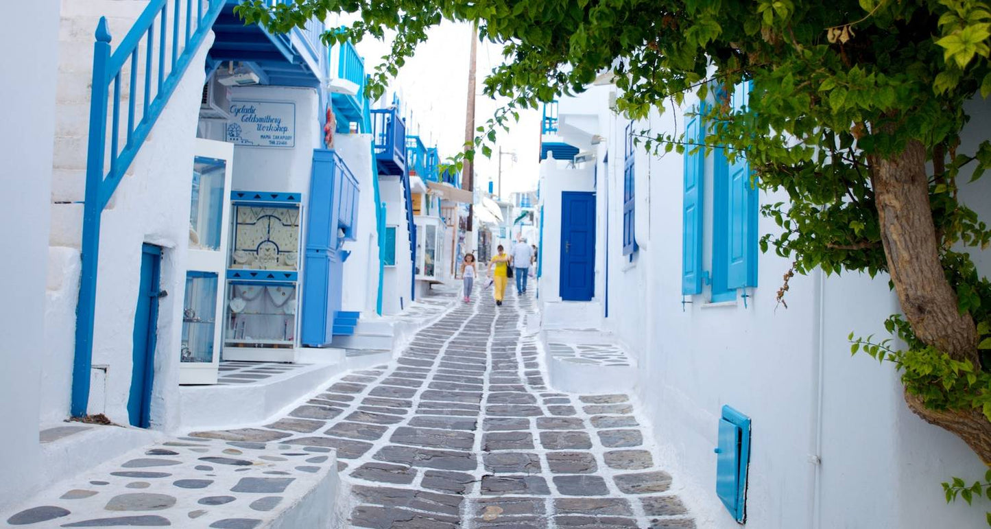 10 Day Tour in Mykonos, Santorini, Naxos to Explore Greek Islands