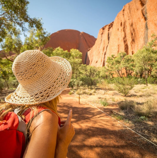 Sydney, Alice Springs, Uluru & Cairns Tour
