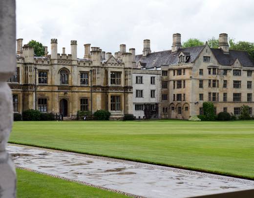 Touring Southern England with London