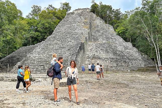 10 Days Customized Mexico Luxury Cancun Holiday, Daily Start