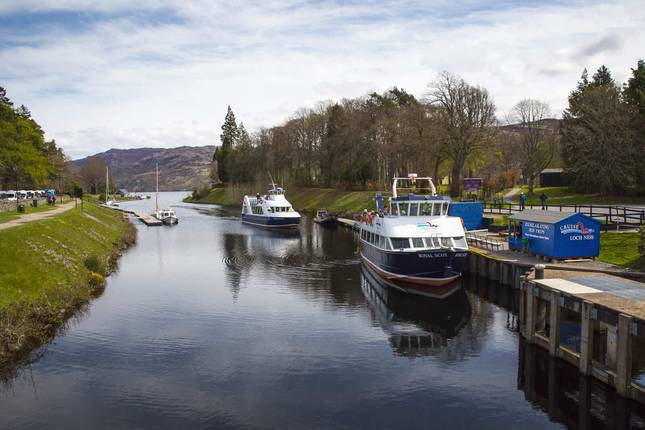 Orkney & Scotland's Northern Coast Small-Group Tour from Edinburgh - 5 Days