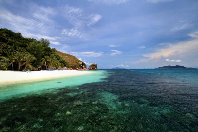 From Towers to Tranquility: A Malaysian Luxury Escape