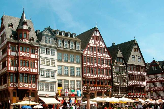 Great Cities and Castles Route with Berlin