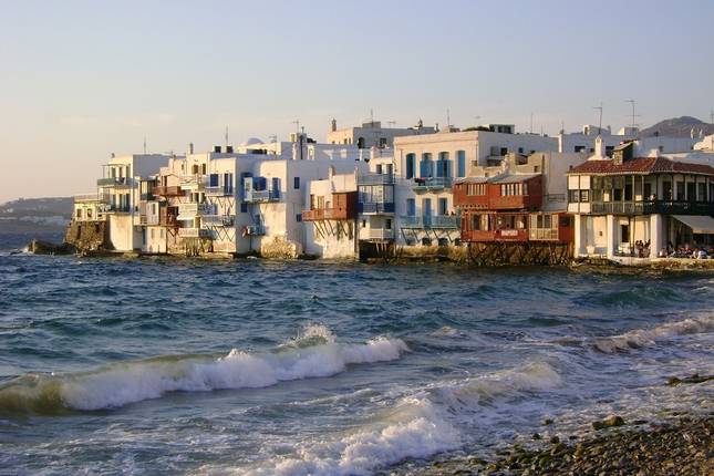 10 Day Tour in Mykonos, Santorini, Naxos to Explore Greek Islands
