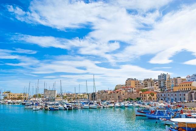 Zakynthos, Santorini, Mykonos, Milos & 4 Guided Tours - Premium