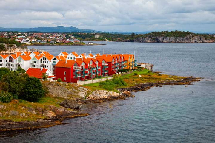 From Copenhagen to Helsinki