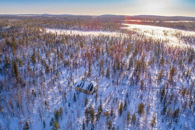 Arctic Circle Aurora Adventure