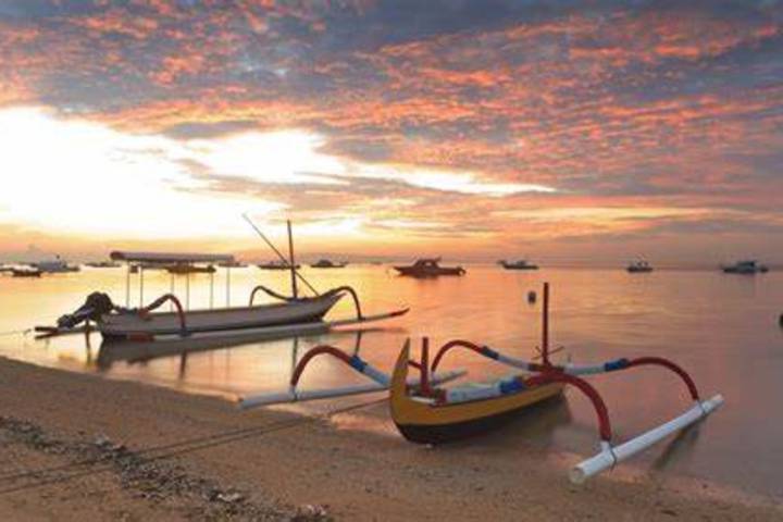 Bespoke Bliss: City Chic & Bali Retreat