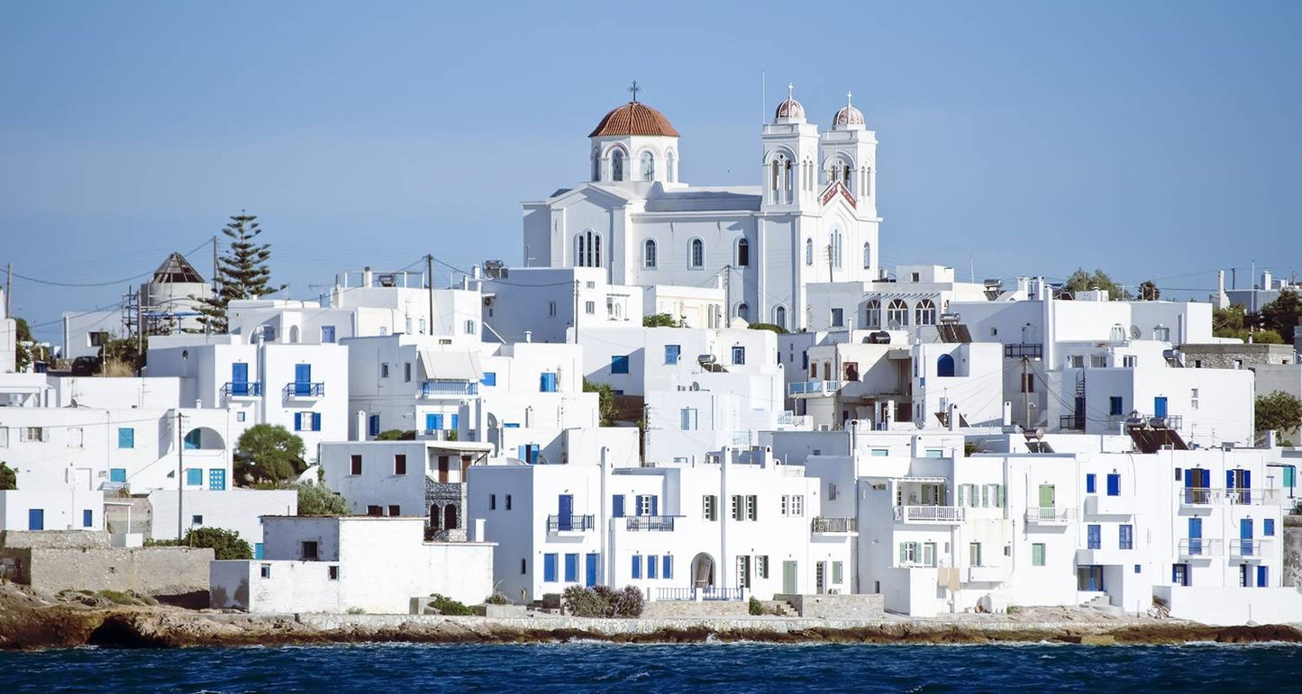 Paros, Naxos, Santorini & Milos with Guided Tours - Premium